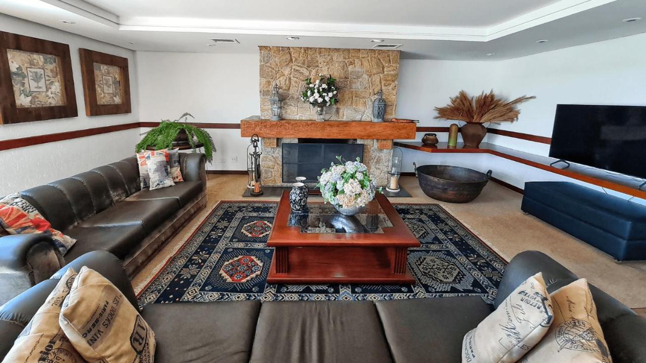 Duplex Luxo Com Piscina Aquecida, Lareira E Wifi Apartment Campos do Jordao Exterior photo